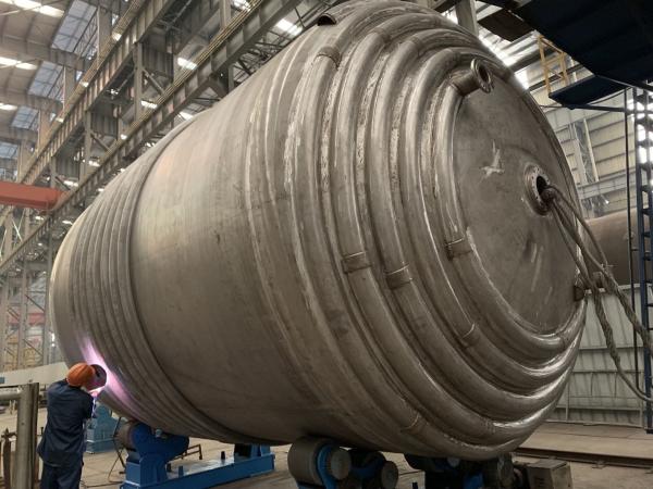 Coil type stainless steel storage tank with fence for Chemical industry