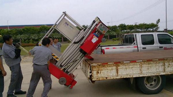 plataforma de trabalho 160Kg aéreo portátil, elevador telescópico do crescimento para o restaurante