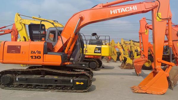 ZX120 usou a máquina escavadora da esteira rolante da máquina escavadora 13000kg de Hitachi Zx130