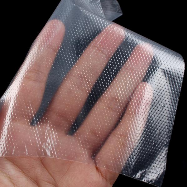 Luvas plásticas das luvas descartáveis transparentes livres do PE do polietileno do tamanho 100 blocos