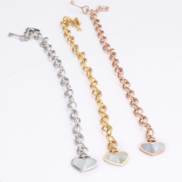 Titanium steel peach heart shell bracelet female vacuum plating 18k gold jewelry Bohemian hand string key pendant