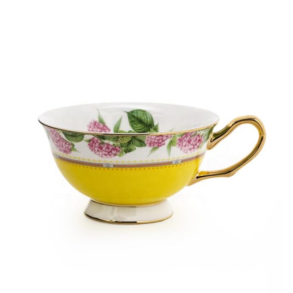 Розовый цветочный дизайн фарфоровые чашки декаль роскошный кофе чайная чашка и тарелка с красочным ободом