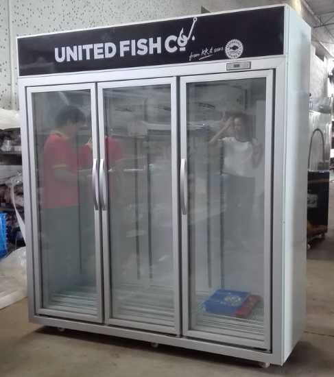 Само- заключительное стеклянное потребление замораживателя 1280*695*2120 Мм двери низкоэнергическое