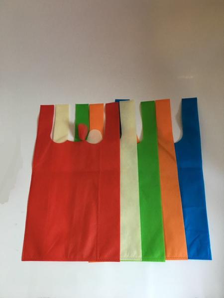 High quality Schneider Omron Automatic Making Machinenon-woven bag making machine
