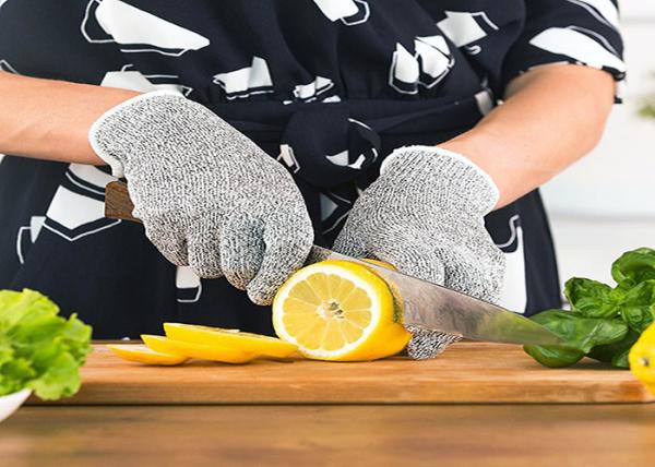 Hppe Liner Cut Proof Work Gloves , Cut Level 5 Safety Gloves For Vegetables Cutting