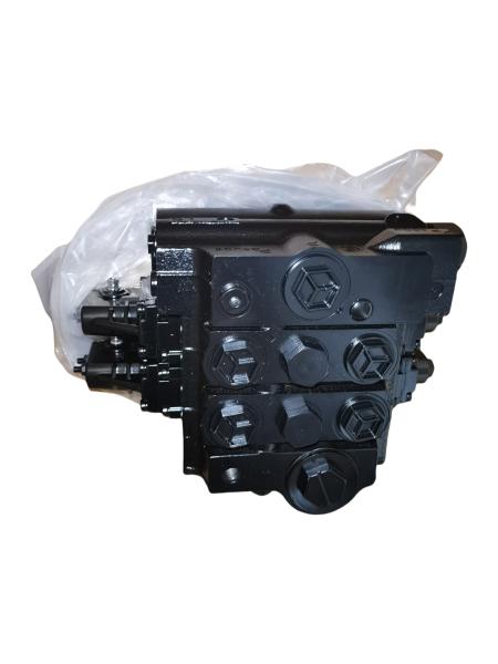 1010302782 Zoomlion Crane Parts Luffing and Retracting Valve 11105704