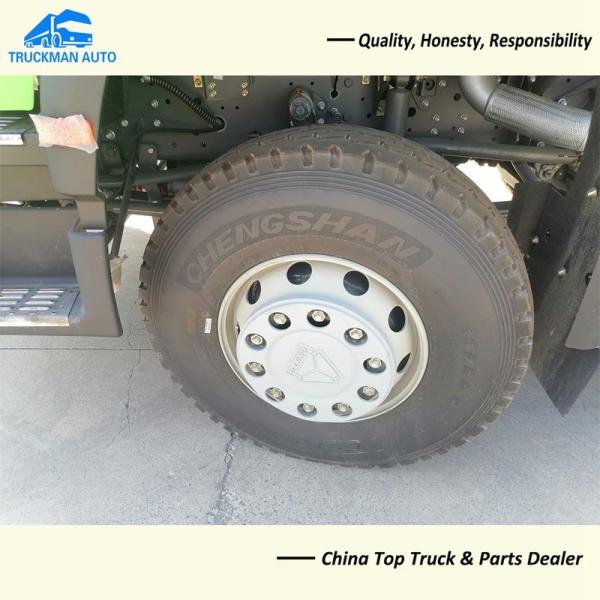 Durable 12 Wheel SINOTRUK HOWO 8x4 Mining Dump Truck Tipper Truck In Stock