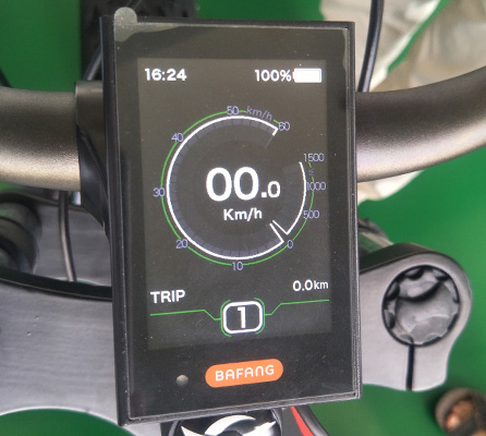 Max Speed 30-50Km/h Customised Carbon Fibre Long Range 26*4 Fat Tyre Mountain E-Bike