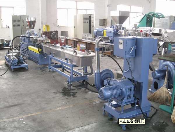 PET Granules Production Plastic Granules Machine , PET Flakes Recycled Plastic Granulator Machine