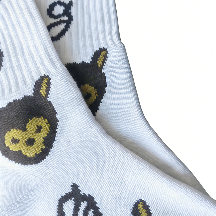 Thick Terry Sports Socks for Men and Women Made with Cotton Spandex Yarn Dyed Jacquard Technology Suitable for Biking Jogging and Active Lifestyle