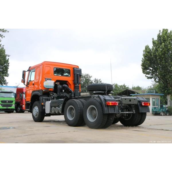 Versatile SINOTRUCK HOWO-7 4*2 6*4 Diesel Traction Truck for Special Truck Applications