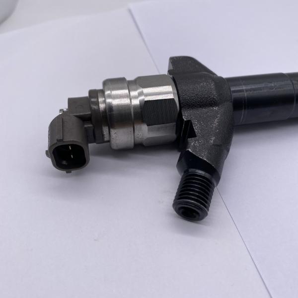 New Diesel Fuel Injector 095000-5810 For Ford Transit  Hilux Vig 2KD 6C1Q-9K546-BC, 6C1Q-9K546BB, 1545621, 1495919. 095000-5881