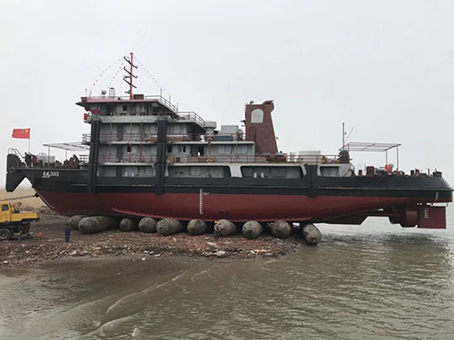 0.19MPa 15m Length Marine Salvage Airbags 65% Natural Rubber Content