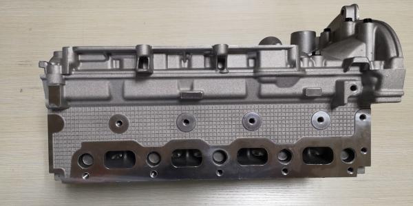 K4M Cylinder Head 8200307580 7701473353 for Renault MEGANE