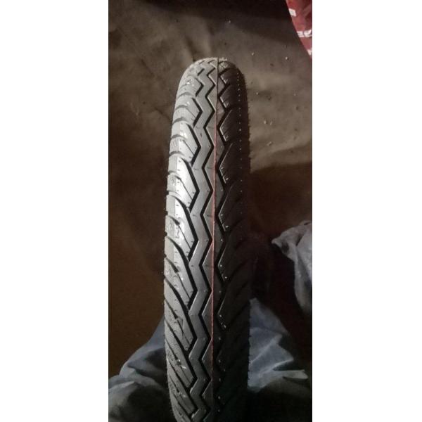 Luckylion Hardrock la moto radiale polarisée de 17 pouces bande 90/90-17