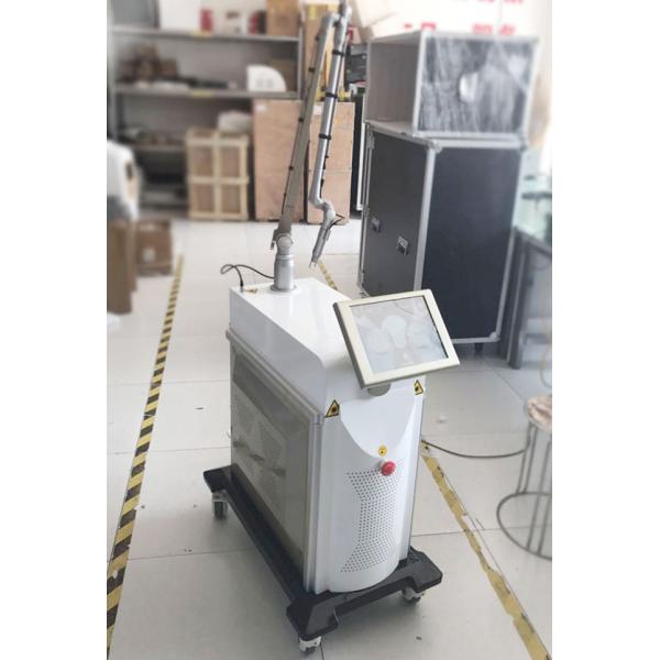 Three Wavelength  IPL Laser Tattoo Removal Machine With Adjustable Spot Size