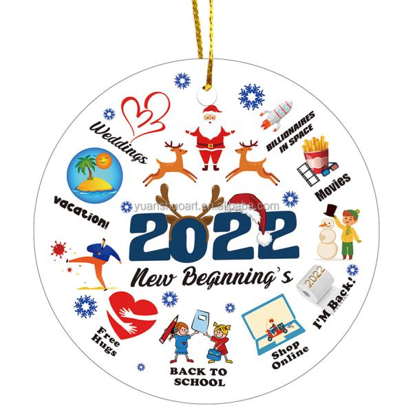 Изготовленная на заказ керамическая вися рождественская елка орнаментирует для украшения праздника фестиваля