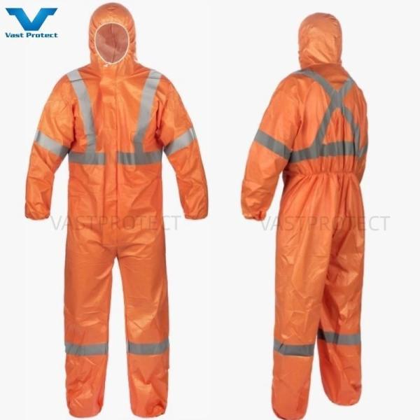 Disposable Bi Color Industrial Coveralls Waterproof Production Ability 20000PCS/Day