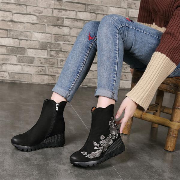 S028 New autumn and winter embroidered leather women's mid-boots wedge round toe waterproof platform flower embroidery