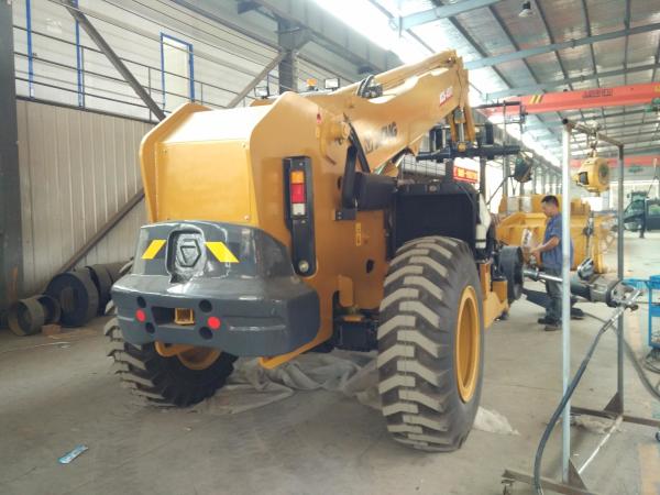 10 Ton Telescopic Telehandler Forklift 6290 X 2450 X 2725mm With Good Stability