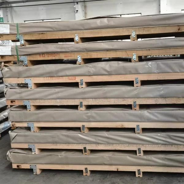 Hoja de acero inoxidable ASTM 302 303 304 de grado 5.8m 6m de longitud