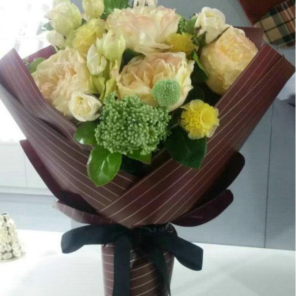 Impresión por inyección de tinta OEM/ODM Rollo de papel de envoltura de regalo impermeable