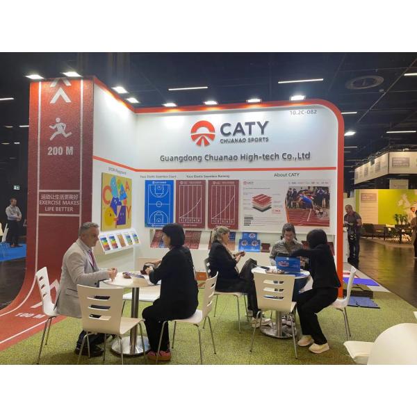 IFFA EPDM Игровая площадка Поверхность резинового пола Устойчивая к погодным условиям Нетоксичная