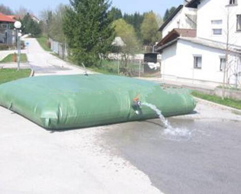 ТПУ полиэфир брезентный водяной пузырь 4000L пищевой вес легкий для пустыни