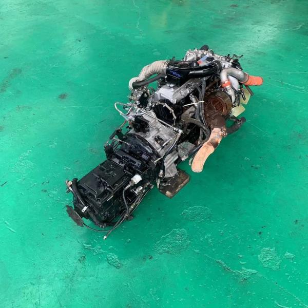 300hp Nissan UD MD92T Used Diesel Truck Engines 6 Cylinders