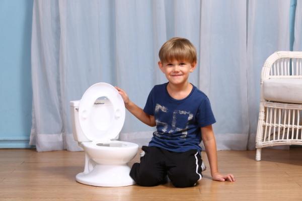 Ouninbear Potty de treino de plástico branco com botão de manobra para bebês