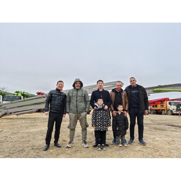 Professional Used 36 Meter Concrete Pump For Large Concrete Construction