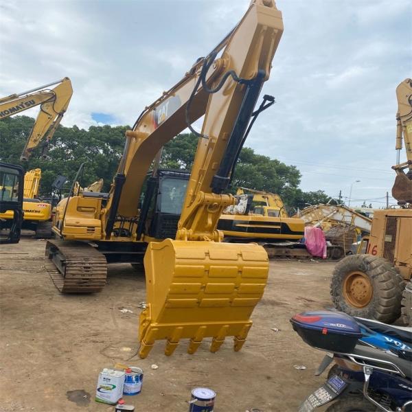 Used Caterpillar 318D Crawler Excavator in Excellent Working Condition and Affordable