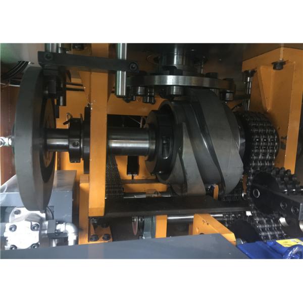 Машина 2500 ×1800 ×1700MM втулки бумажного стаканчика стены высокой эффективности двойная