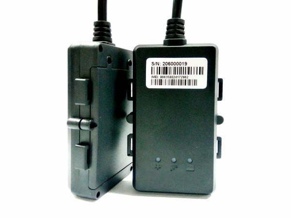 3D Acceleration Sensor NB - IoT GPS Car Tracking Device With Internal Battery