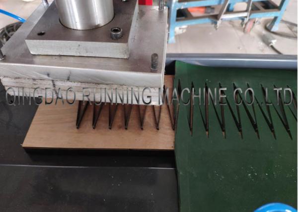 máquina de perfuração pneumática do dedo da máquina de perfuração da correia transportadora do plutônio do PVC de 2100mm