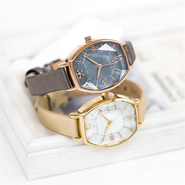 Female 2035 Alloy Quartz Wrist Watch Leather Strap Silver Women