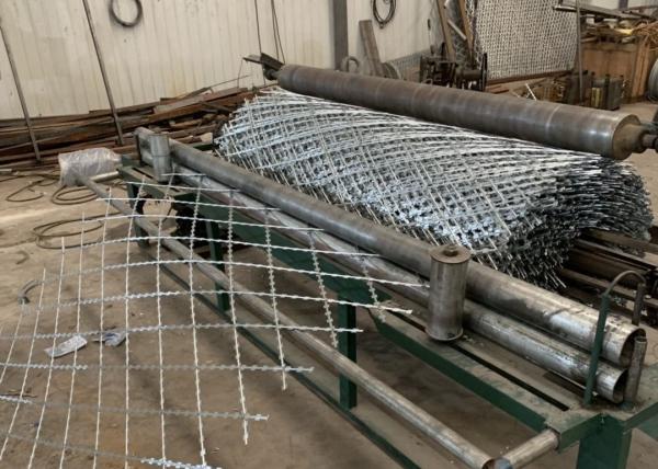 Automatic Razor Wire Making Machine / Equipment For 2.5mm Wire Diameters