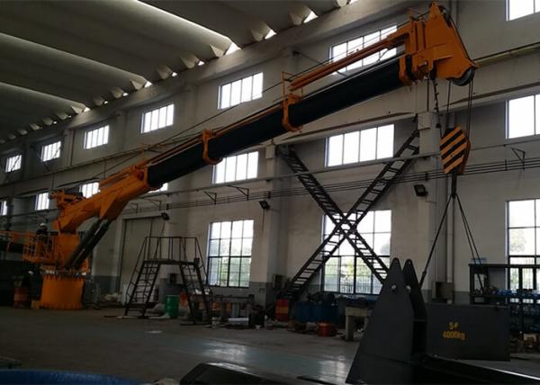 High Durability Offshore Pedestal Crane , Telescopic Pedestal Crane 4T 30M