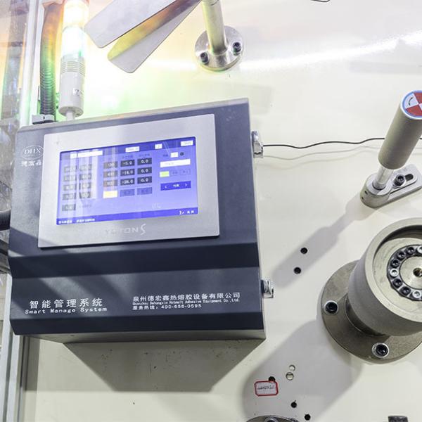 Nueva tecnología: Máquina para fabricar compresas higiénicas a 1200 piezas/min, línea de producción de bragas menstruales