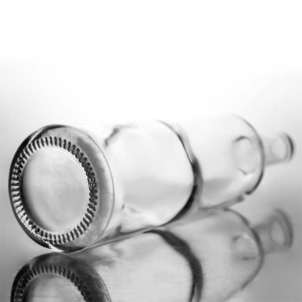 750ml Round Glass Liquor Bottle for Whisky Rum Gin with Cork Stopper and Glass Collar