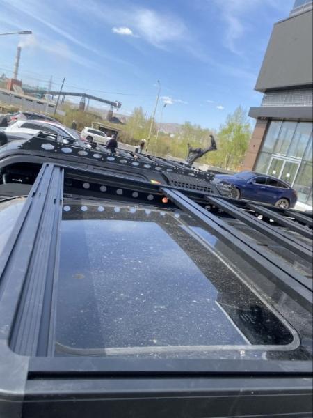 4x4 Vehicle Exterior Accessories Aluminum Roof Rack with High- and Powder Coating Surface