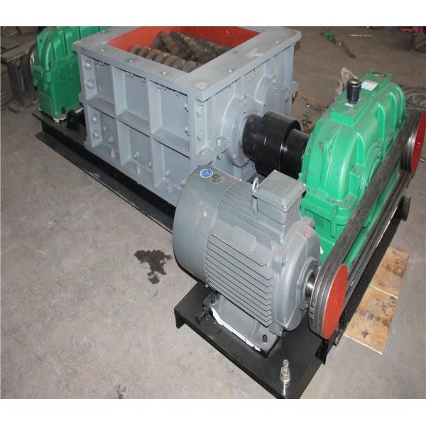 Small Plastic Pail. Metal Pail Chicken Corpse Shredder for Sale