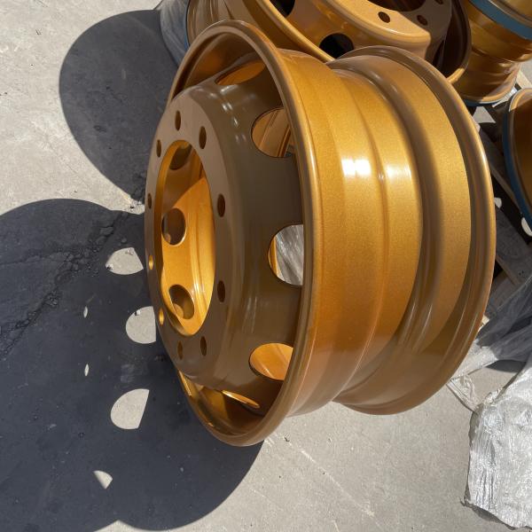 8 Holes and 10 Holes 22.5*9.00 Lightweight Steel Truck Wheel for Tubeless Performance