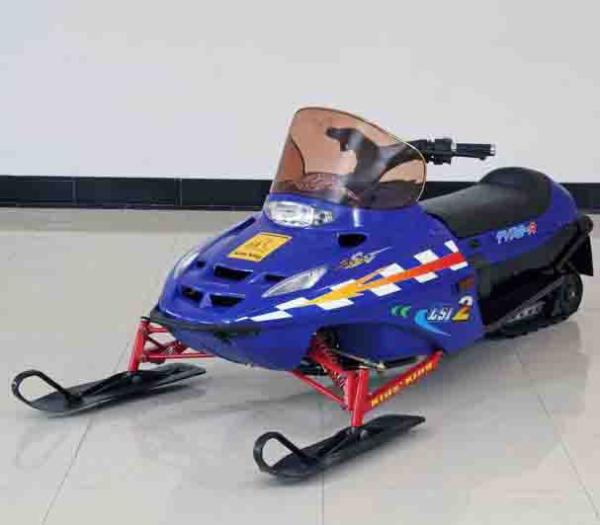 Yamaha125CC Snowmotorcycle Snowmotorbike Blue Snowmobile For Men / Women , Modern Snow Sco