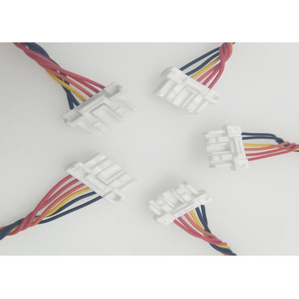 Les deux câblage fait sur commande Molex 502439-0600 de Pin des fins 6 câble tordu 26 par A.W.G.