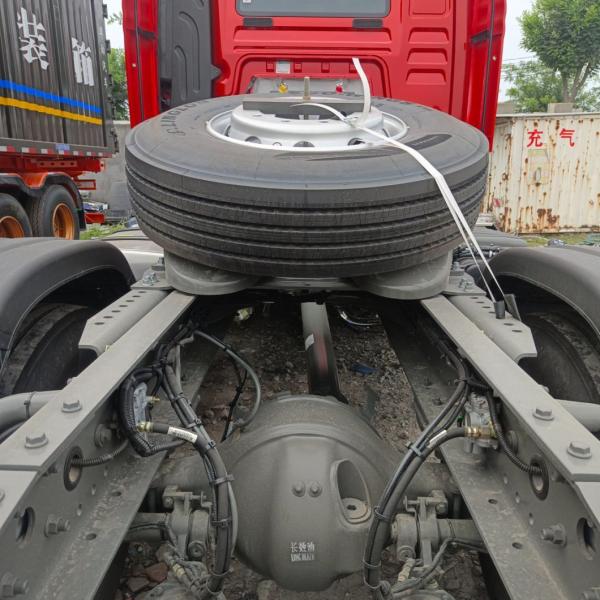 Second Hand HOWO Trailer Tractor Front End 31-40t Load Capacity Return Refunds Policy