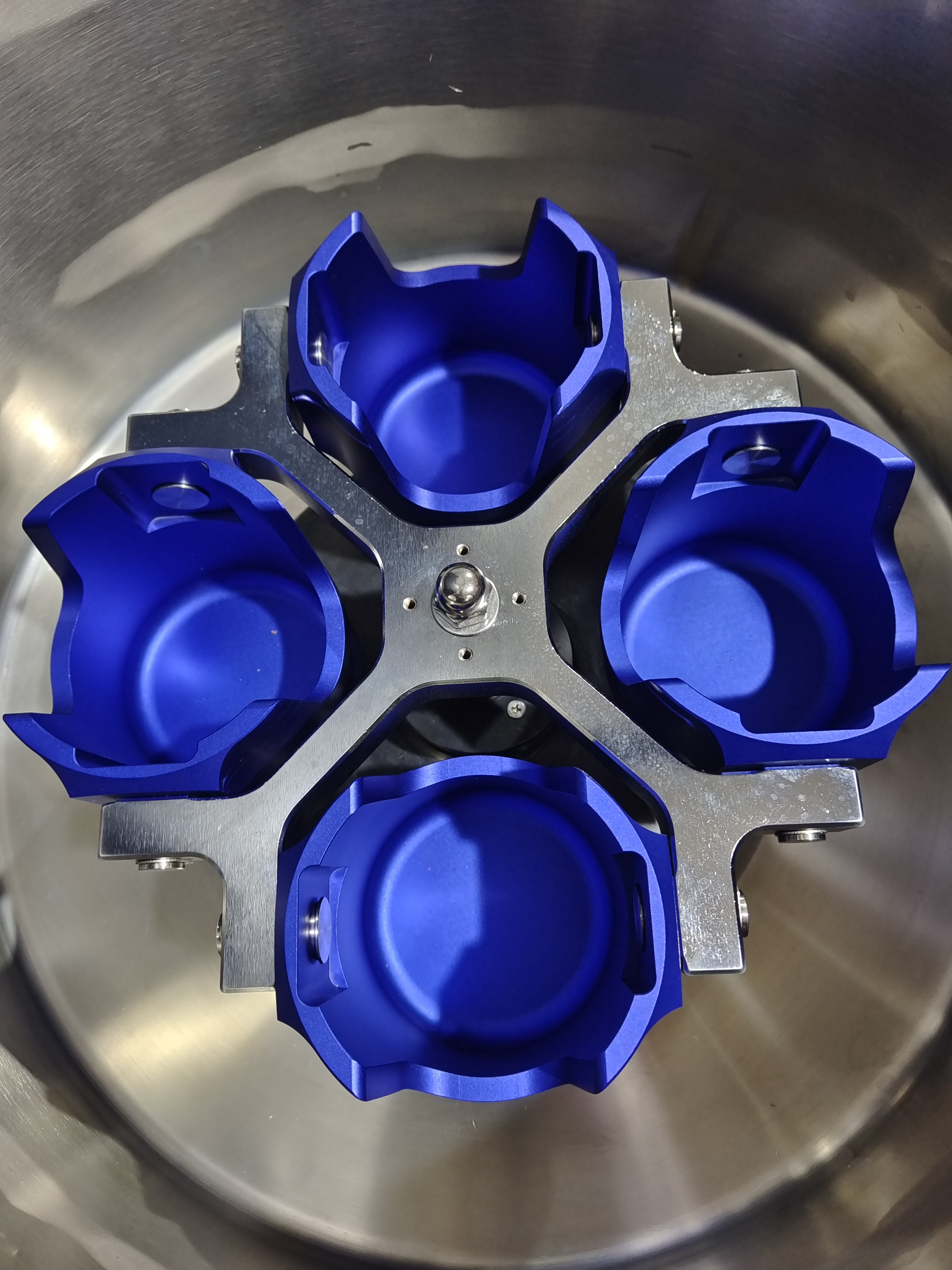 CE Certified T55R Continuous Refrigerated Centrifuge 4x750ml Swing Rotor Low Speed Centrifuge for Oil Seperation Industrial Use