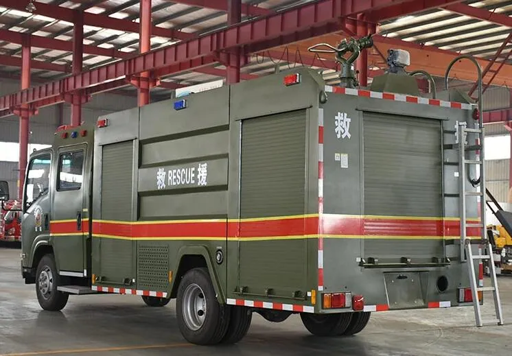Euro4 Euro5 3000liters 4000liters Water Foam Fire Trucks 700p