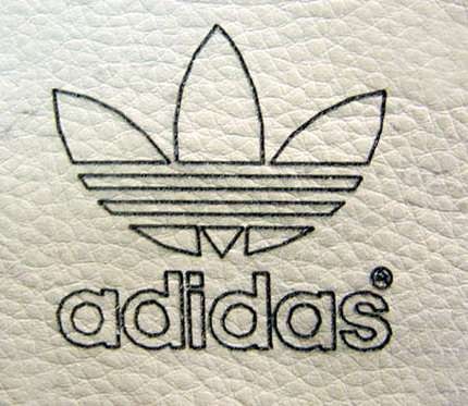 Embroidery Laser Cutting Machine, Trademark Laser Cutting Machne