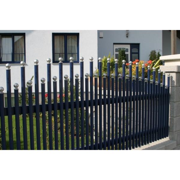 Premier Wholesale Steel Fence Supplier, Hot Dip Galvanized Iron Fencing Design